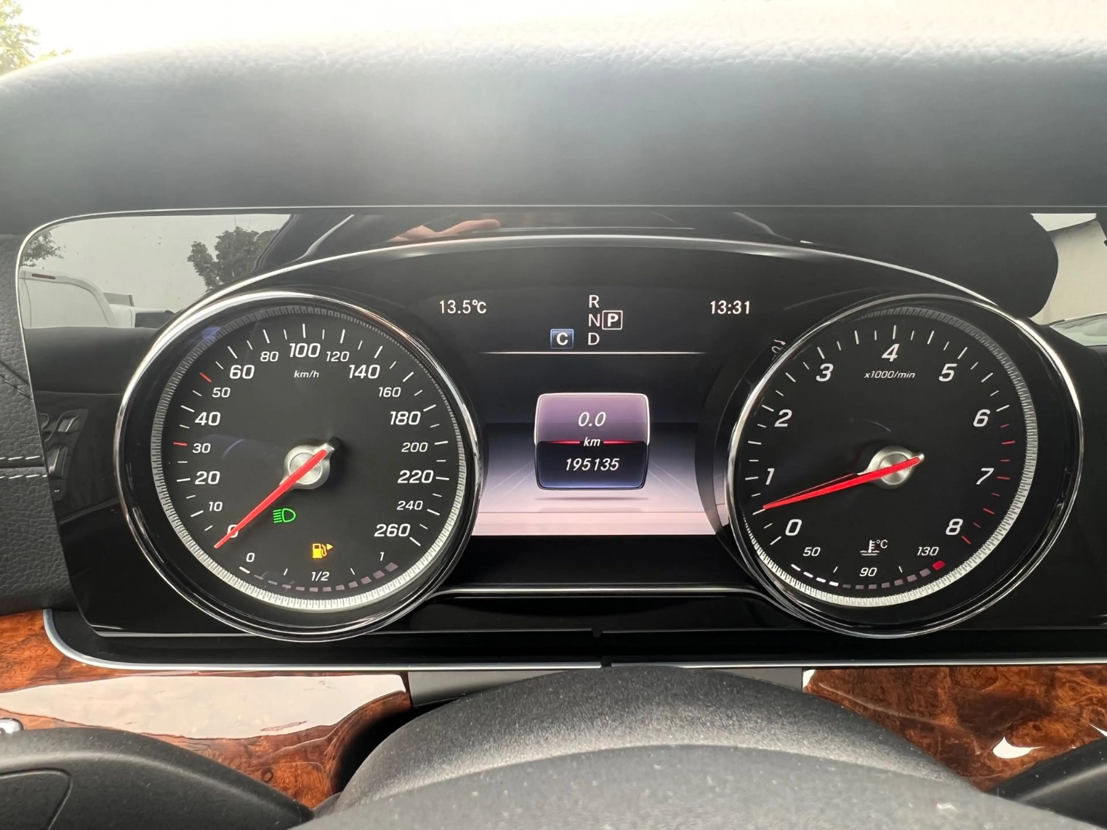 Mercedes-Benz E 400 4Matic*Multibeam LED *Leder*1.Hand*R-Cam* — photo 14