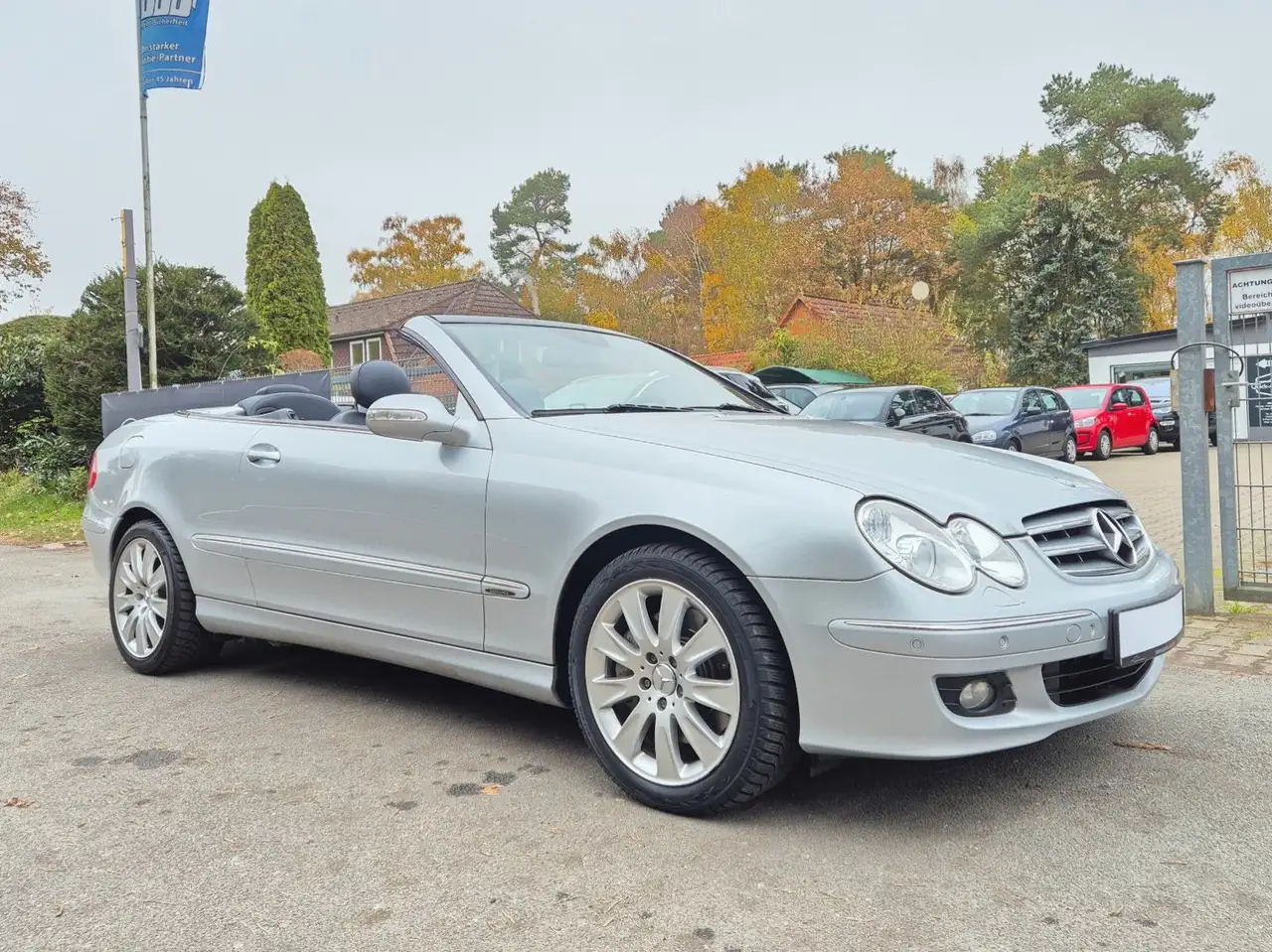 Mercedes-Benz CLK 320