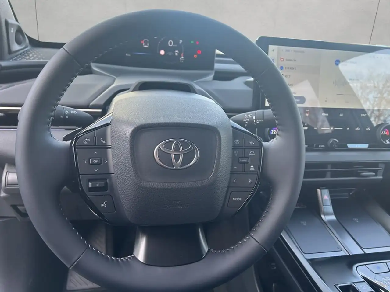 Toyota bZ4X AWD Lounge SKY & Sound Paket 10