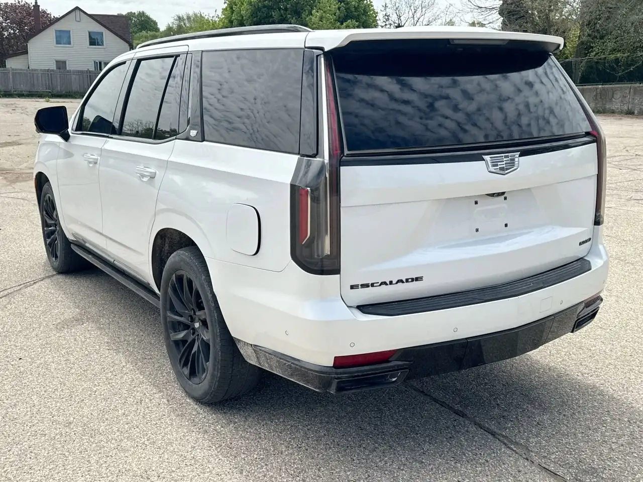 Cadillac Escalade снимка Cadillac Escalade