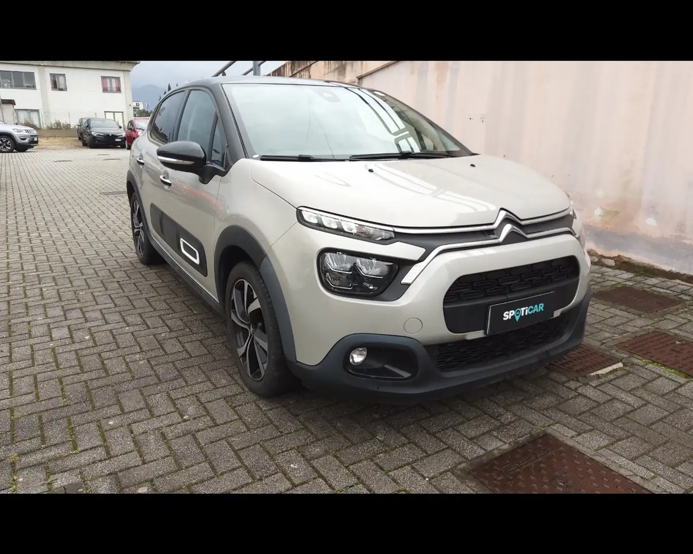 Citroen C3 1.2 PureTech Shine Pack Beige - 2
