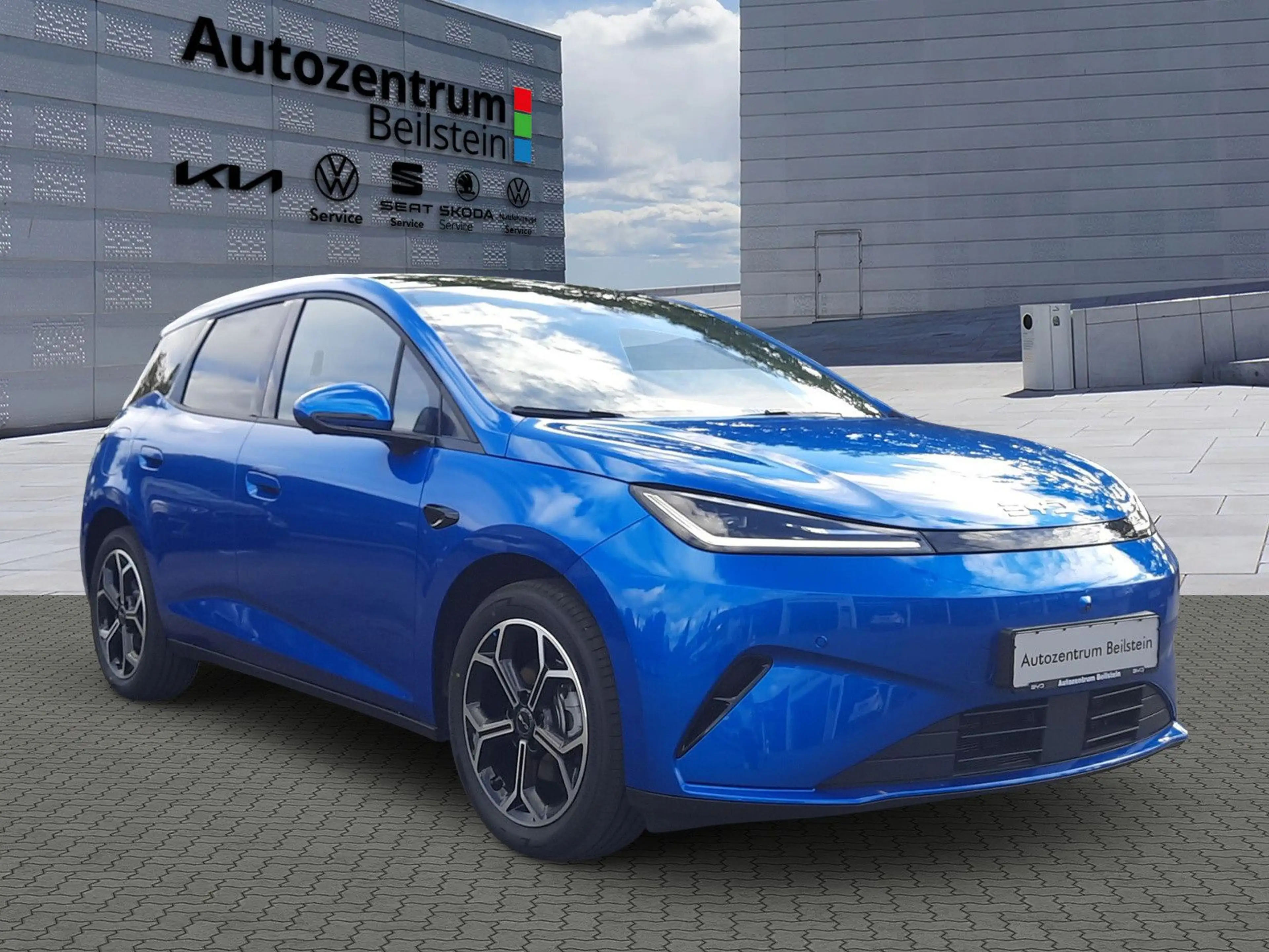 BYD Dolphin Dolphin G  DM-i  Comfort LED Panoramadach — photo 8