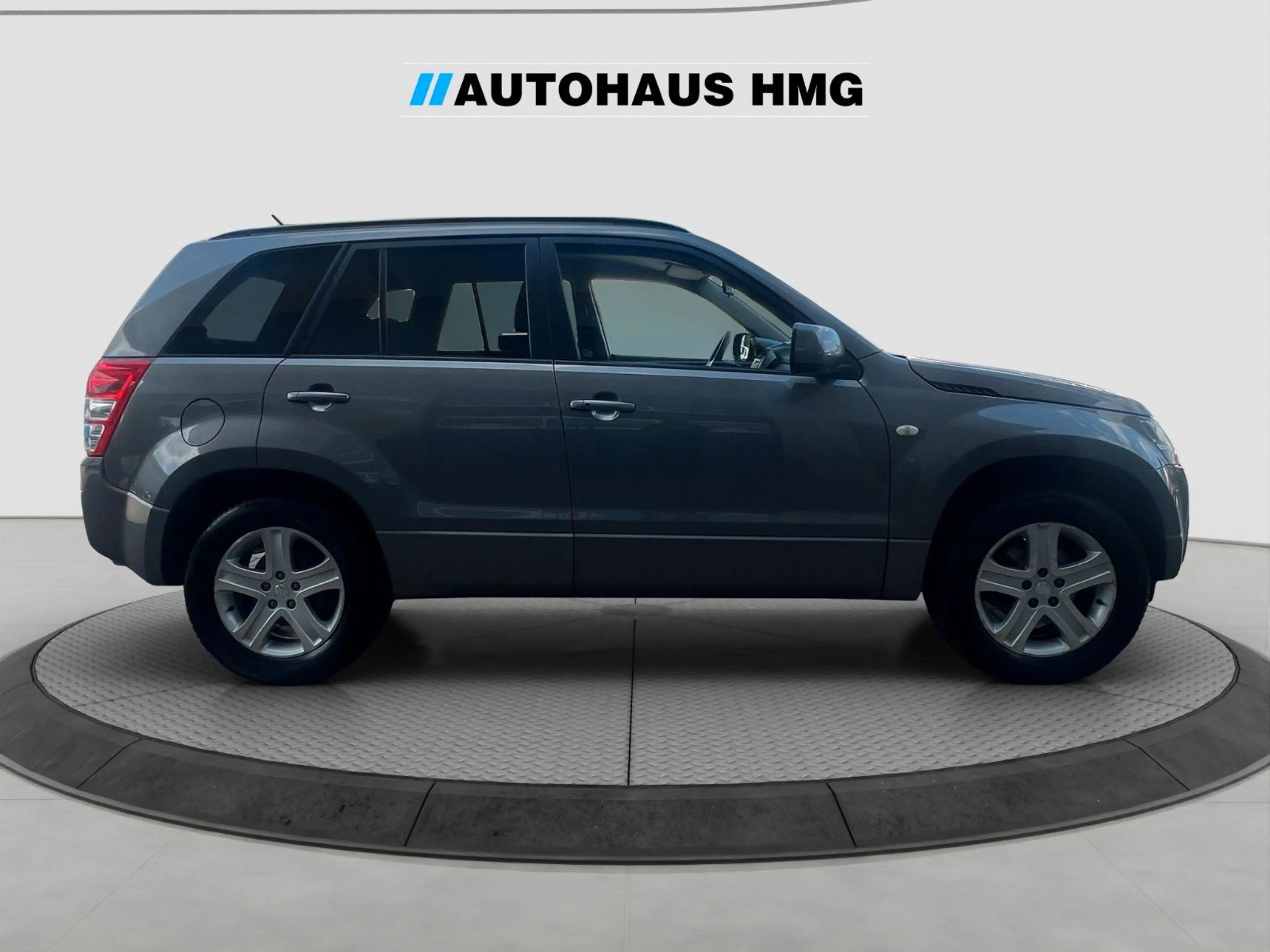Suzuki Grand Vitara 2.0 Comfort+ AWD *KLIMAA*SITZHZ*AHK — photo 6