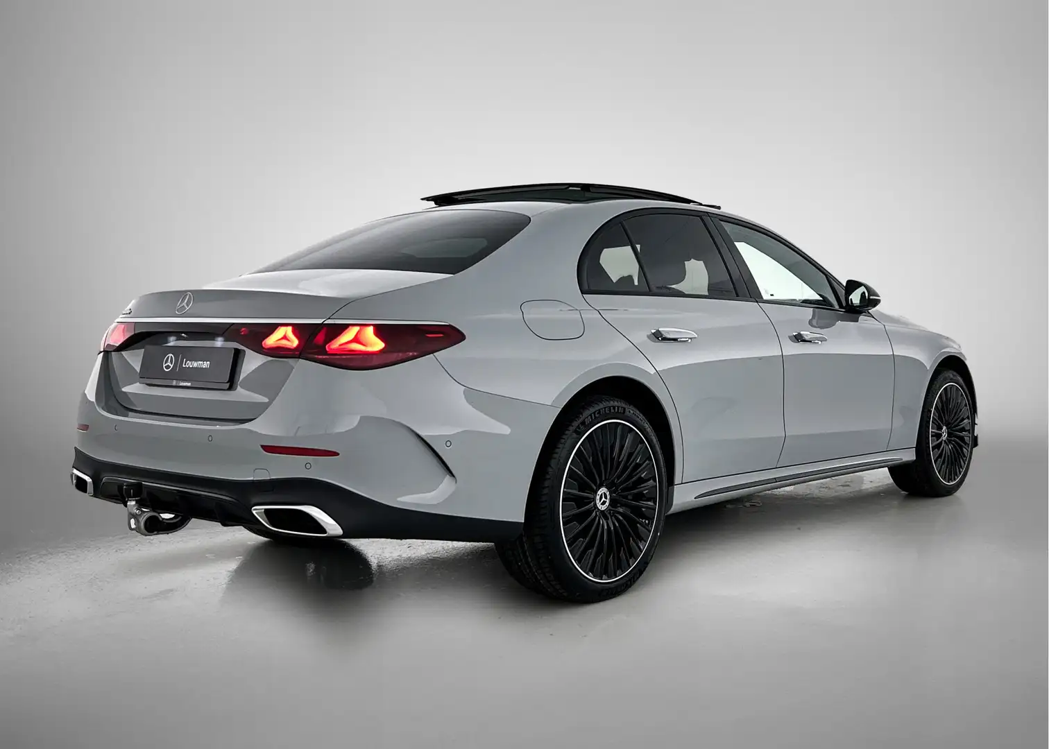 Mercedes-Benz E 300 e Sport Edition | Premium Plus pakket | Techniekpa Grijs - 2