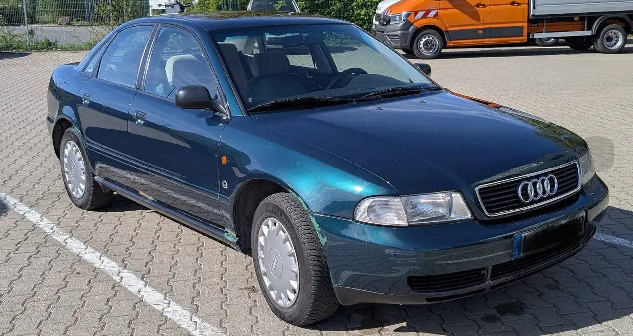 Audi A4 1.6, foto 4