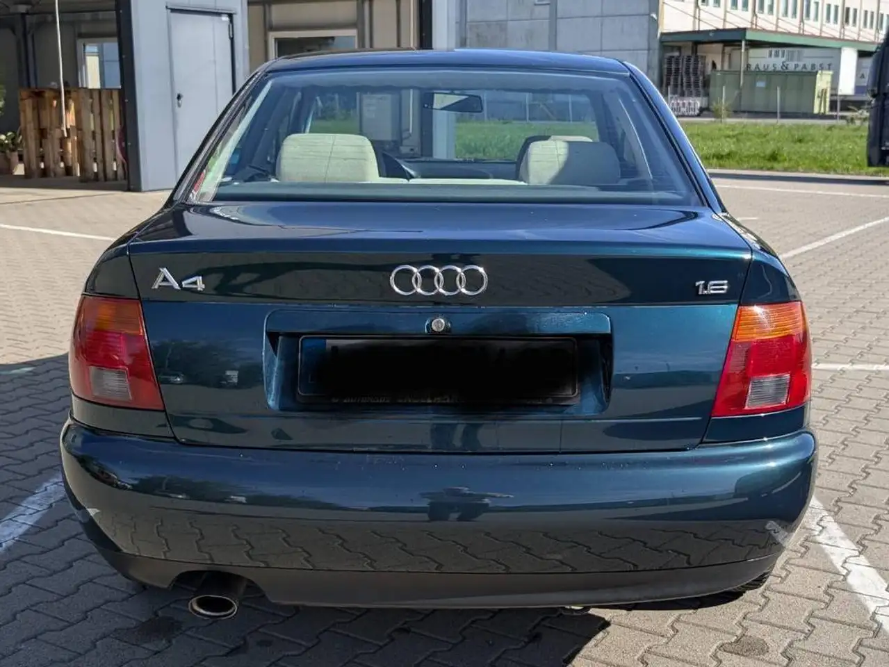 Audi A4 1.6, foto 3