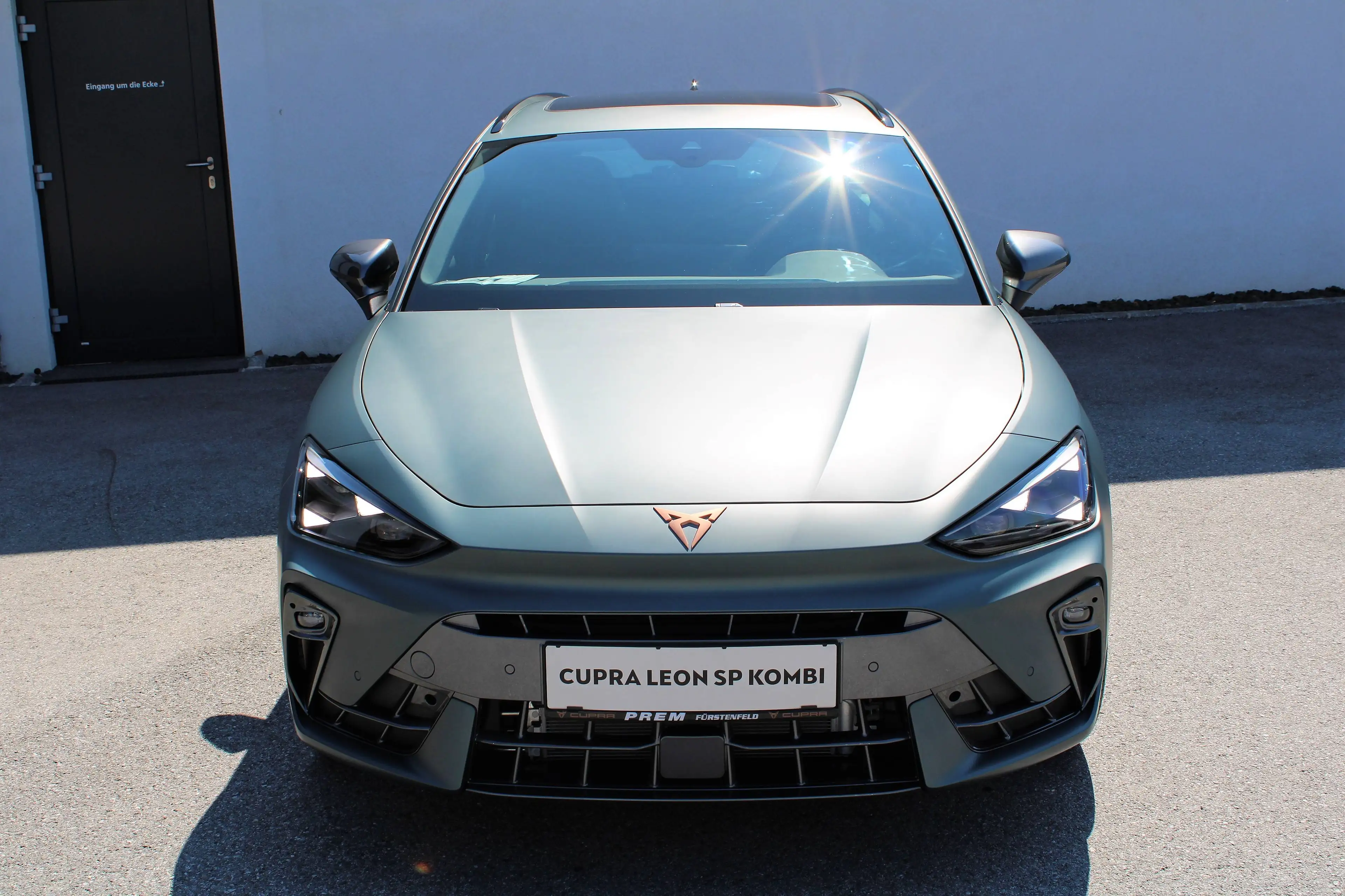 CUPRA Leon SP Kombi VZ "PLUG-IN HYBRID 272 DSG mit Mattfarbe, Panodach und MEHR! — photo 14