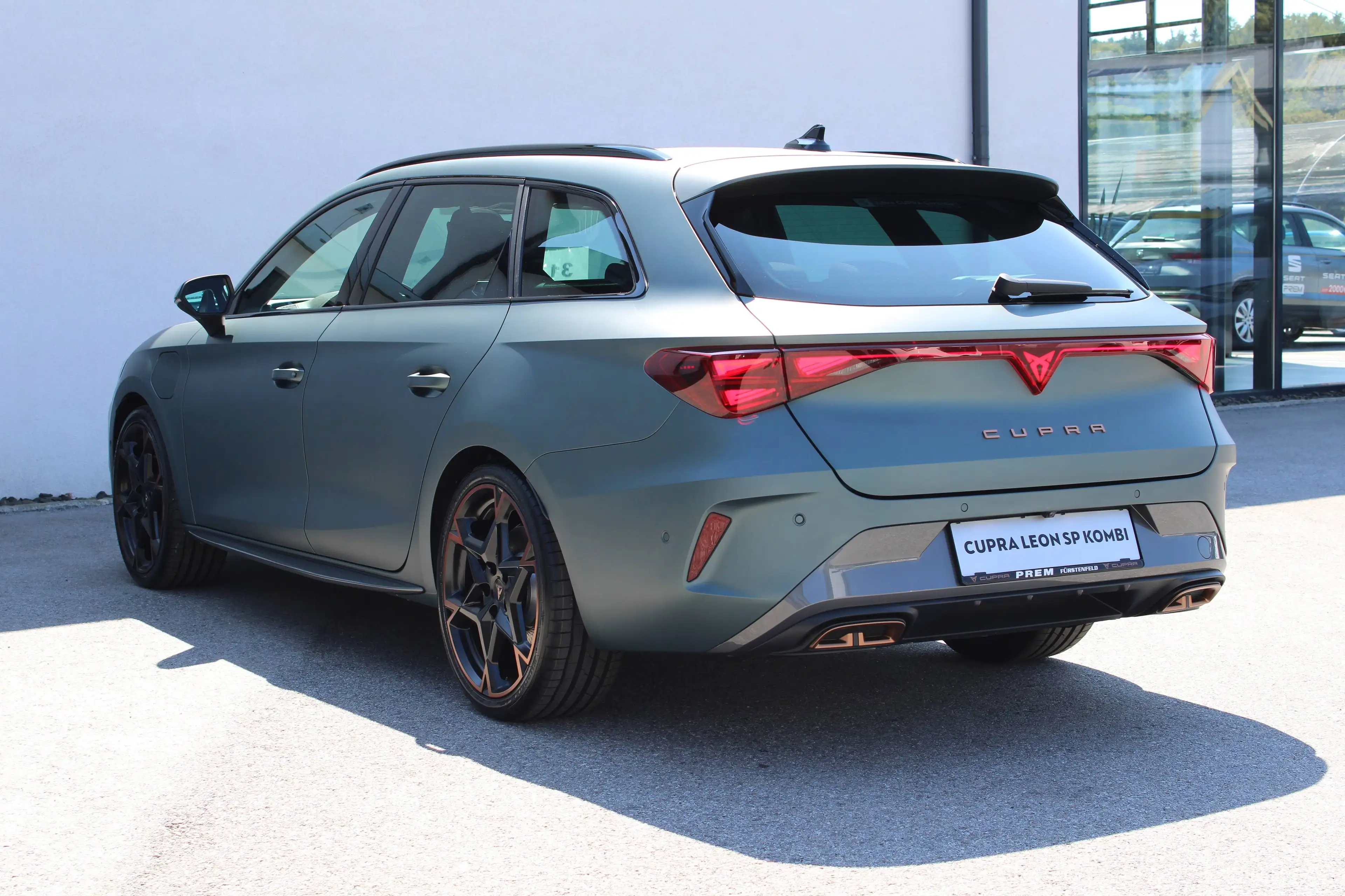 CUPRA Leon SP Kombi VZ "PLUG-IN HYBRID 272 DSG mit Mattfarbe, Panodach und MEHR! — photo 6