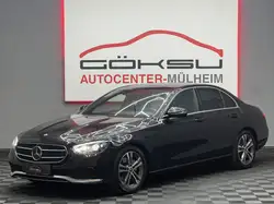 Mercedes-Benz E 220 d *Pano*AHK*M.Beam*360*Widescreen*Leder*