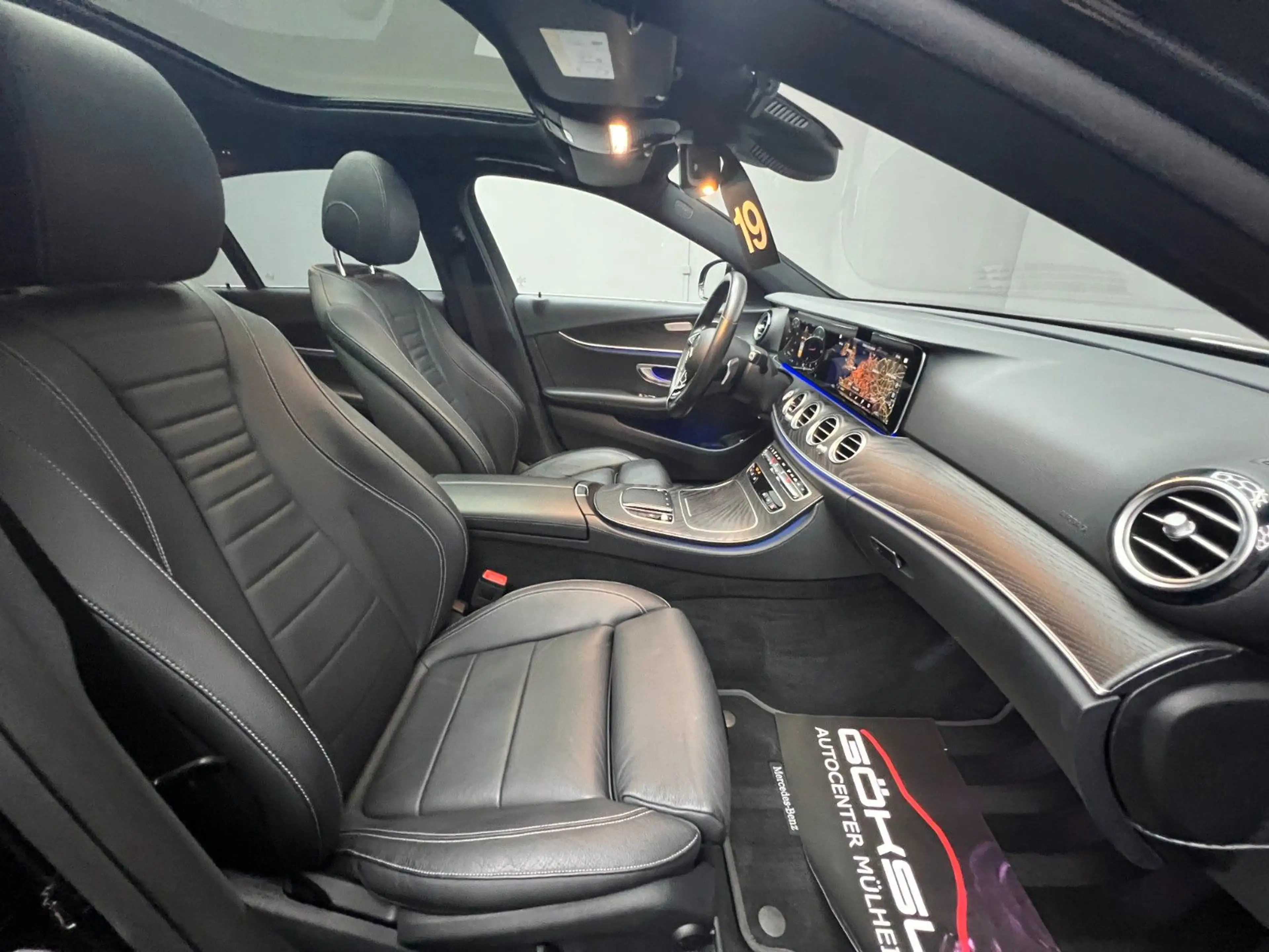 Mercedes-Benz E 220 d *Pano*AHK*M.Beam*360*Widescreen*Leder* — photo 12