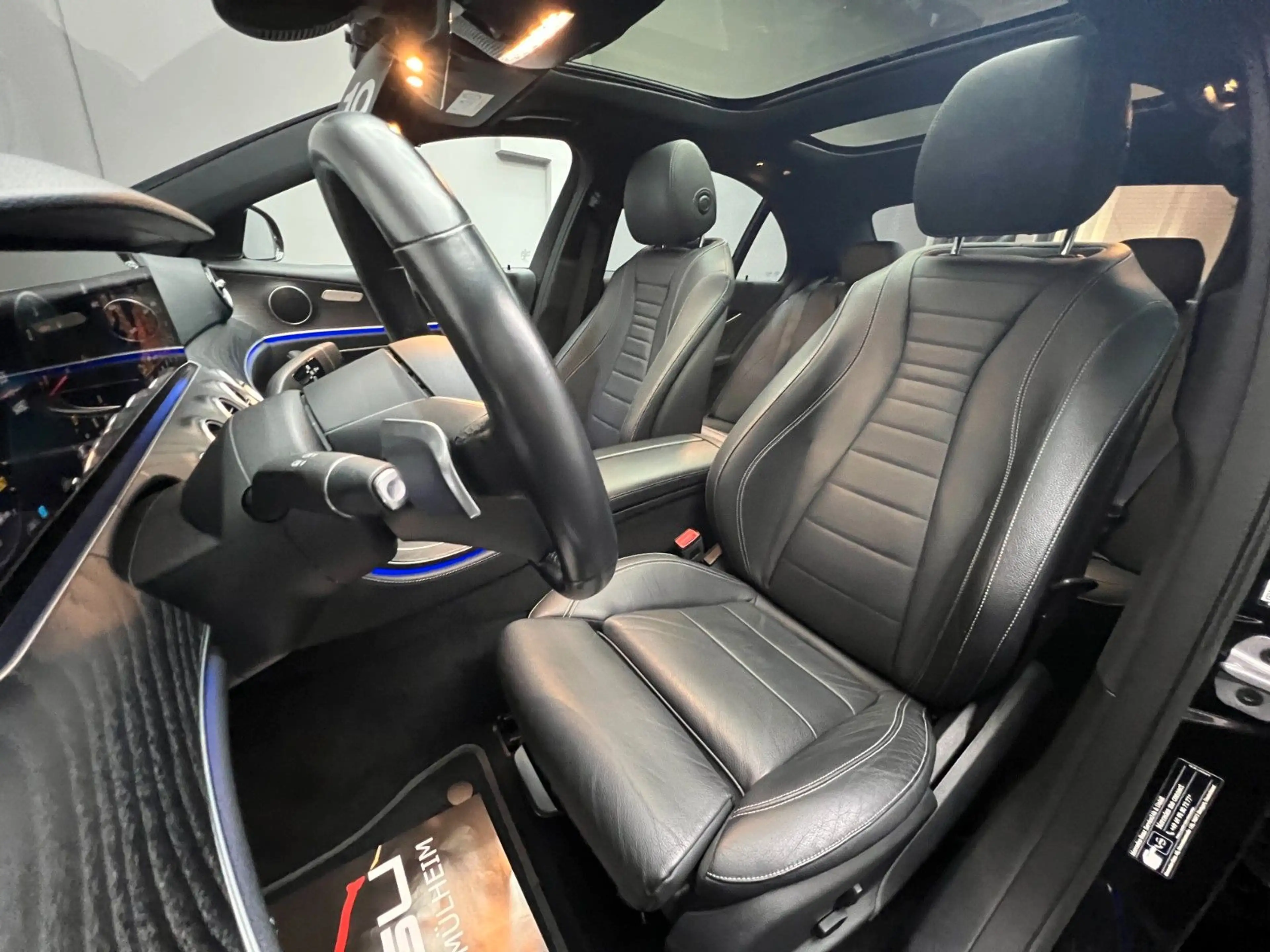 Mercedes-Benz E 220 d *Pano*AHK*M.Beam*360*Widescreen*Leder* — photo 9