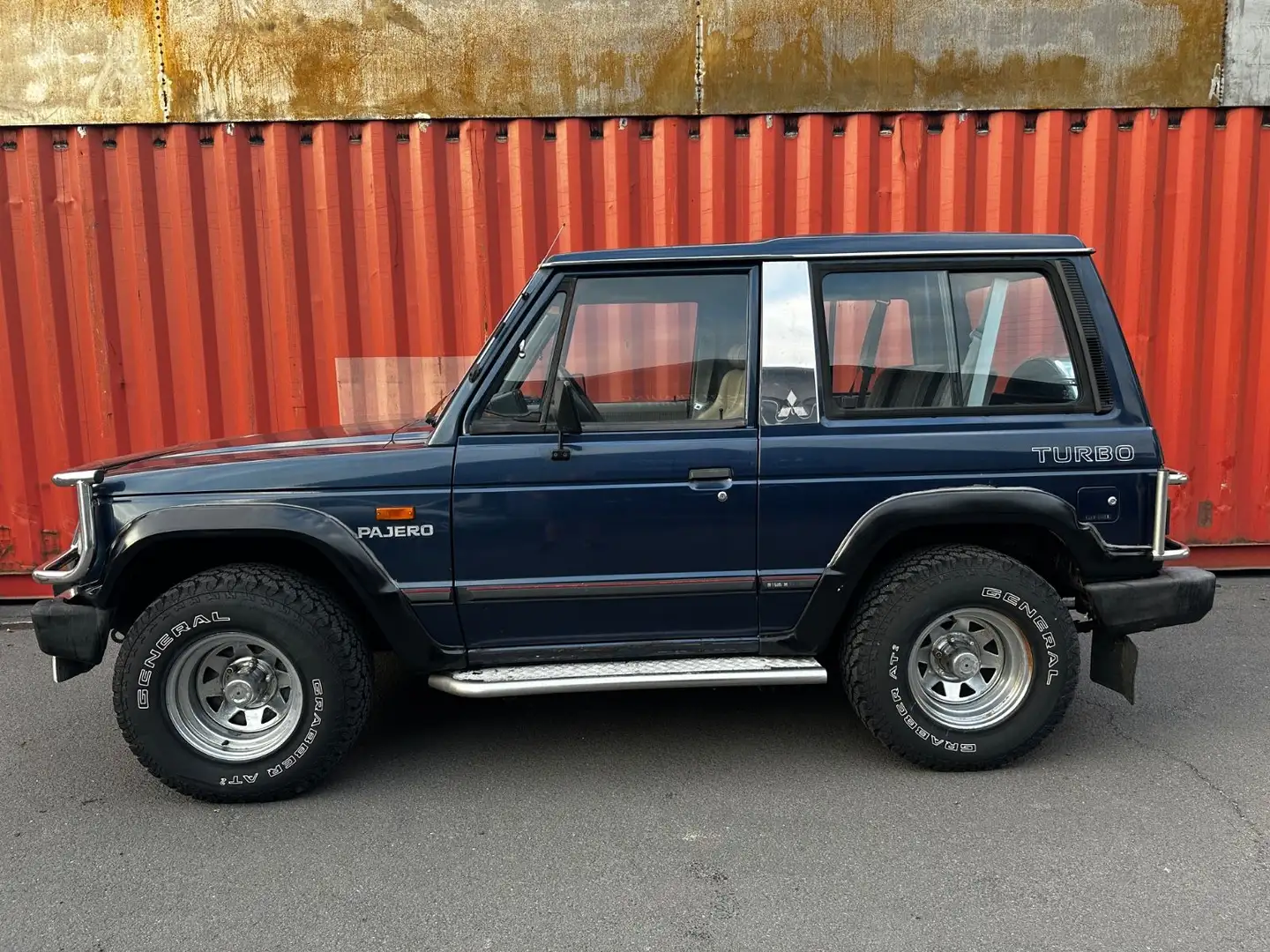 Mitsubishi Pajero 2.5 Turbodiesel,Standheizung, Sportsitze Blau - 2
