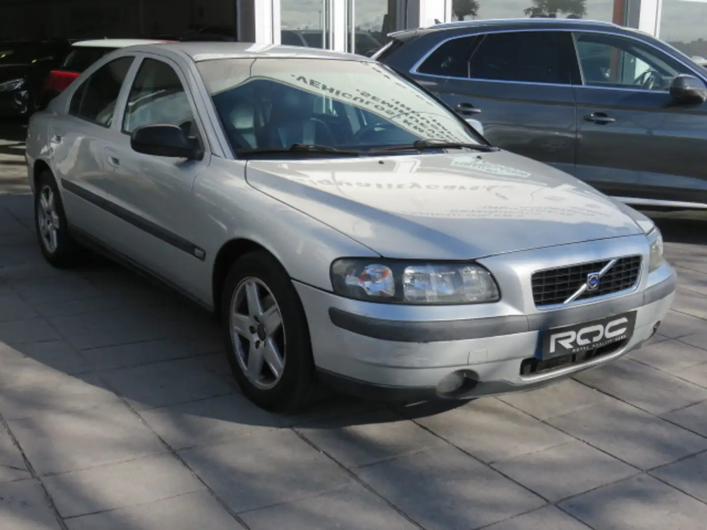 Volvo S60 D5 Stříbrná - 2