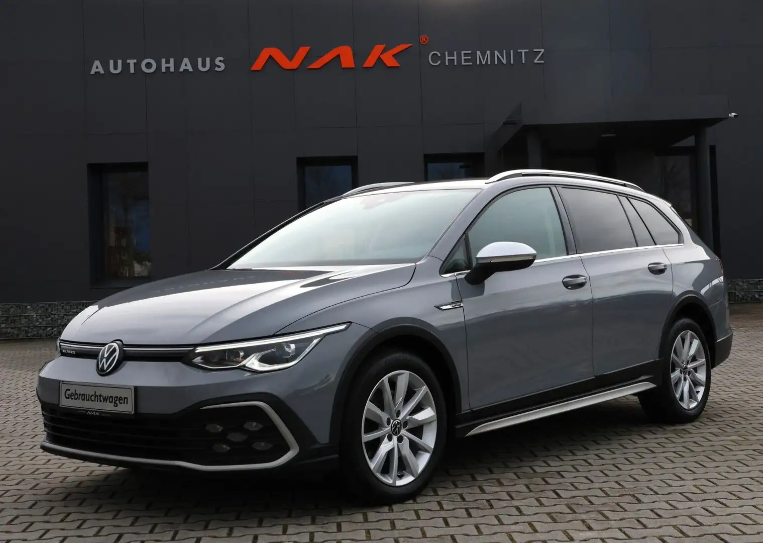 Volkswagen Golf VIII Variant Alltrack 4Motion LED DAB Navi Gris - 1