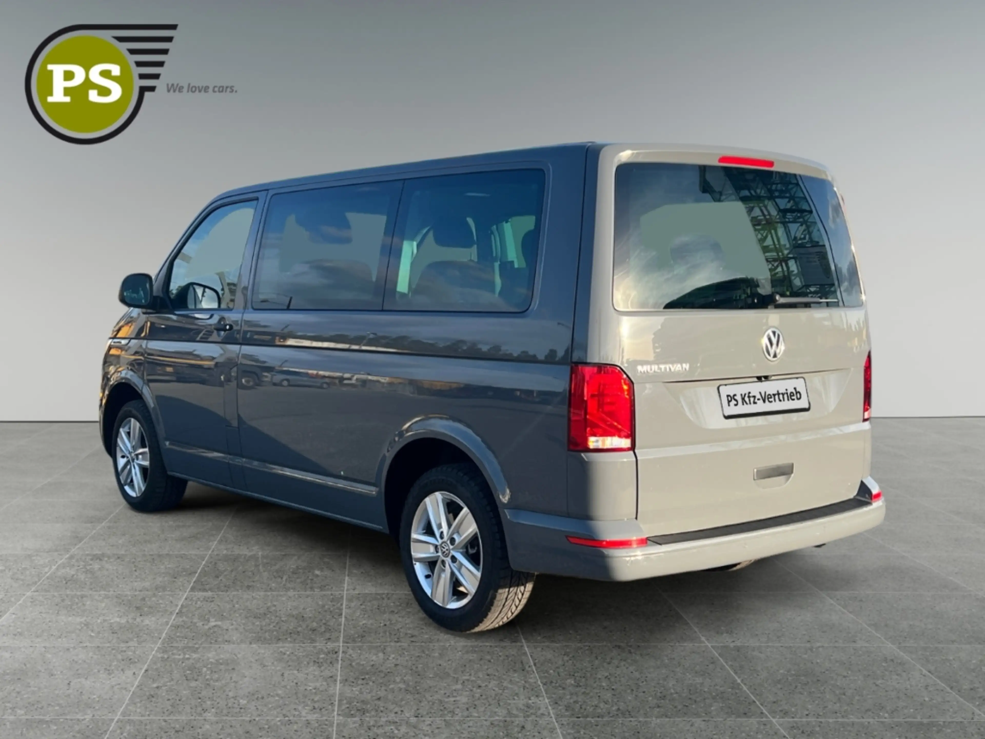Volkswagen T6.1 Multivan Trendline FWD 5 Sitze el. Heckklappe — photo 8
