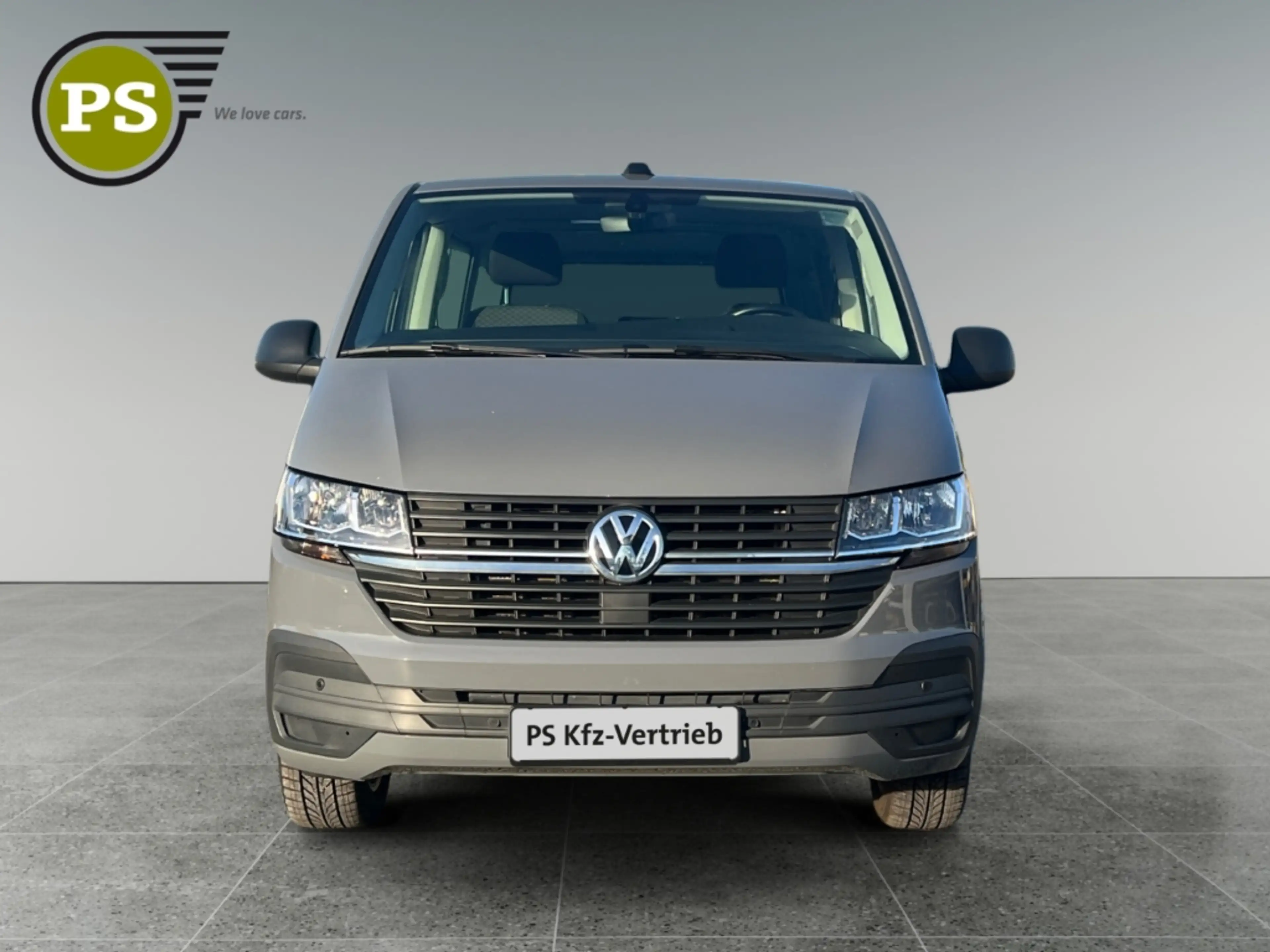 Volkswagen T6.1 Multivan Trendline FWD 5 Sitze el. Heckklappe — photo 4