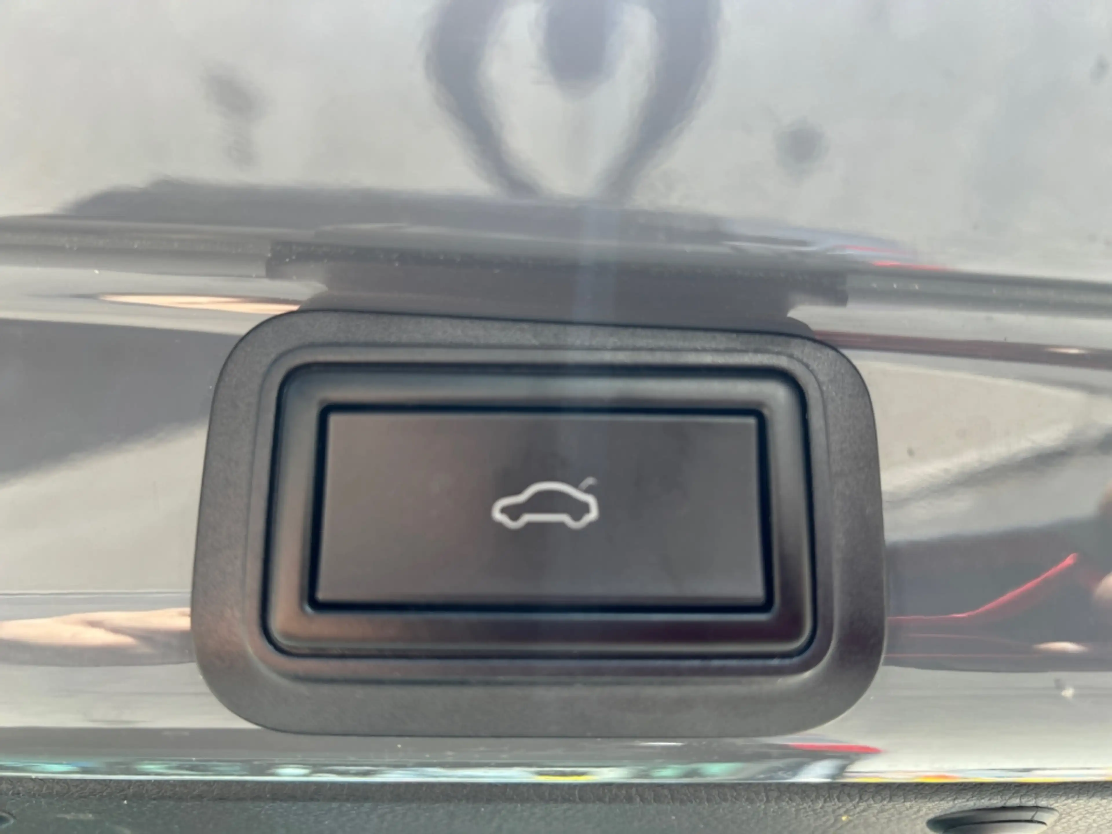 Volkswagen T6.1 Multivan Trendline FWD 5 Sitze el. Heckklappe — photo 15