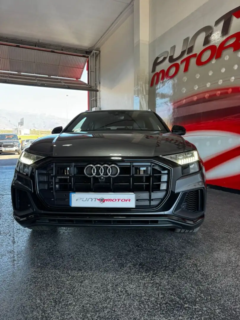 Audi Q8 50 TDI Black line quattro tiptronic Gris - 2