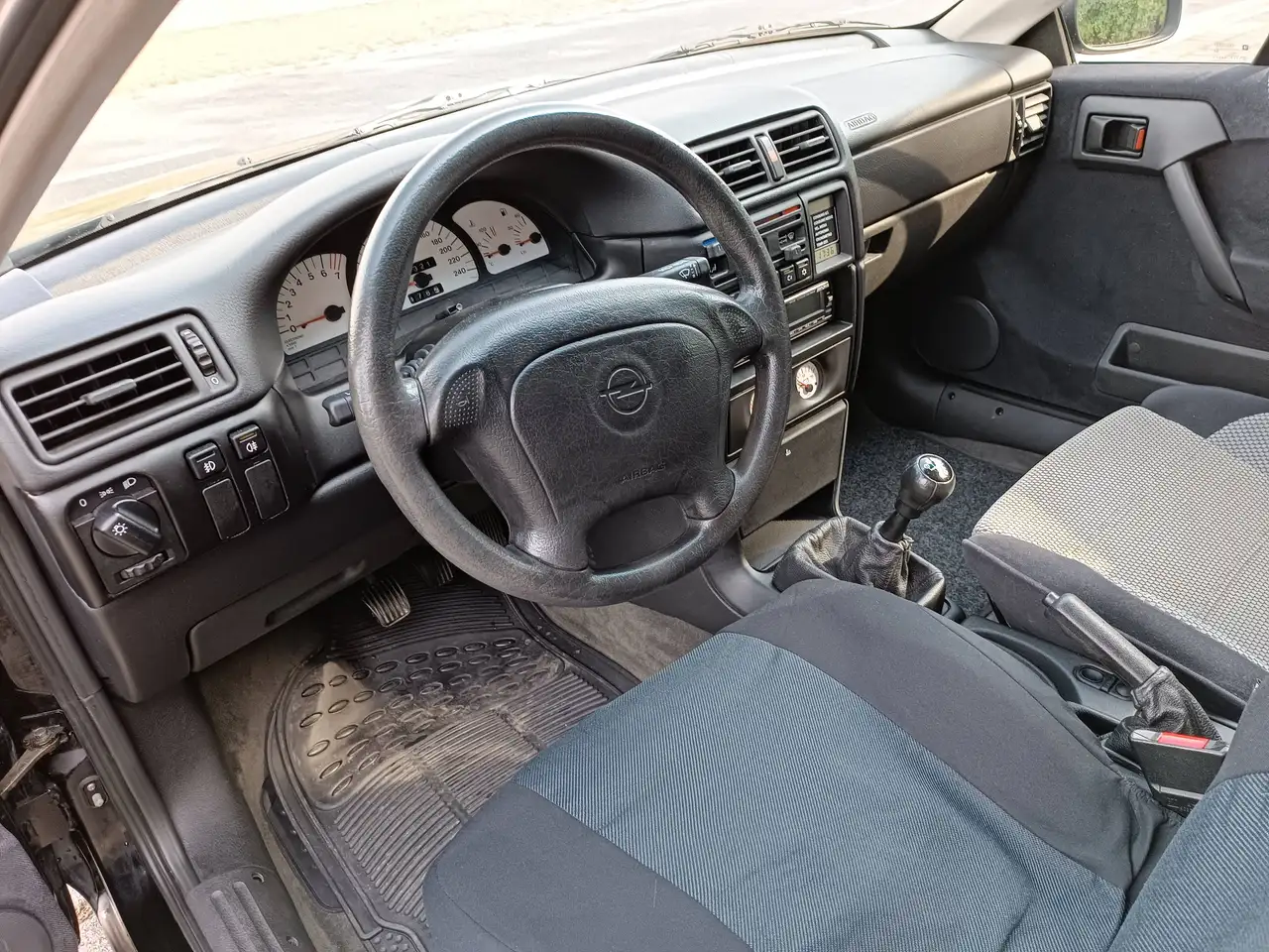 Opel Calibra, foto 6