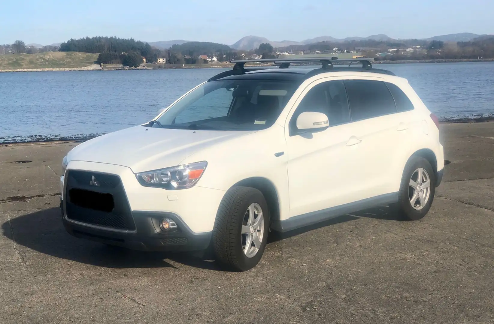 Mitsubishi ASX 1.8 DI-D 2WD Inform Weiß - 2
