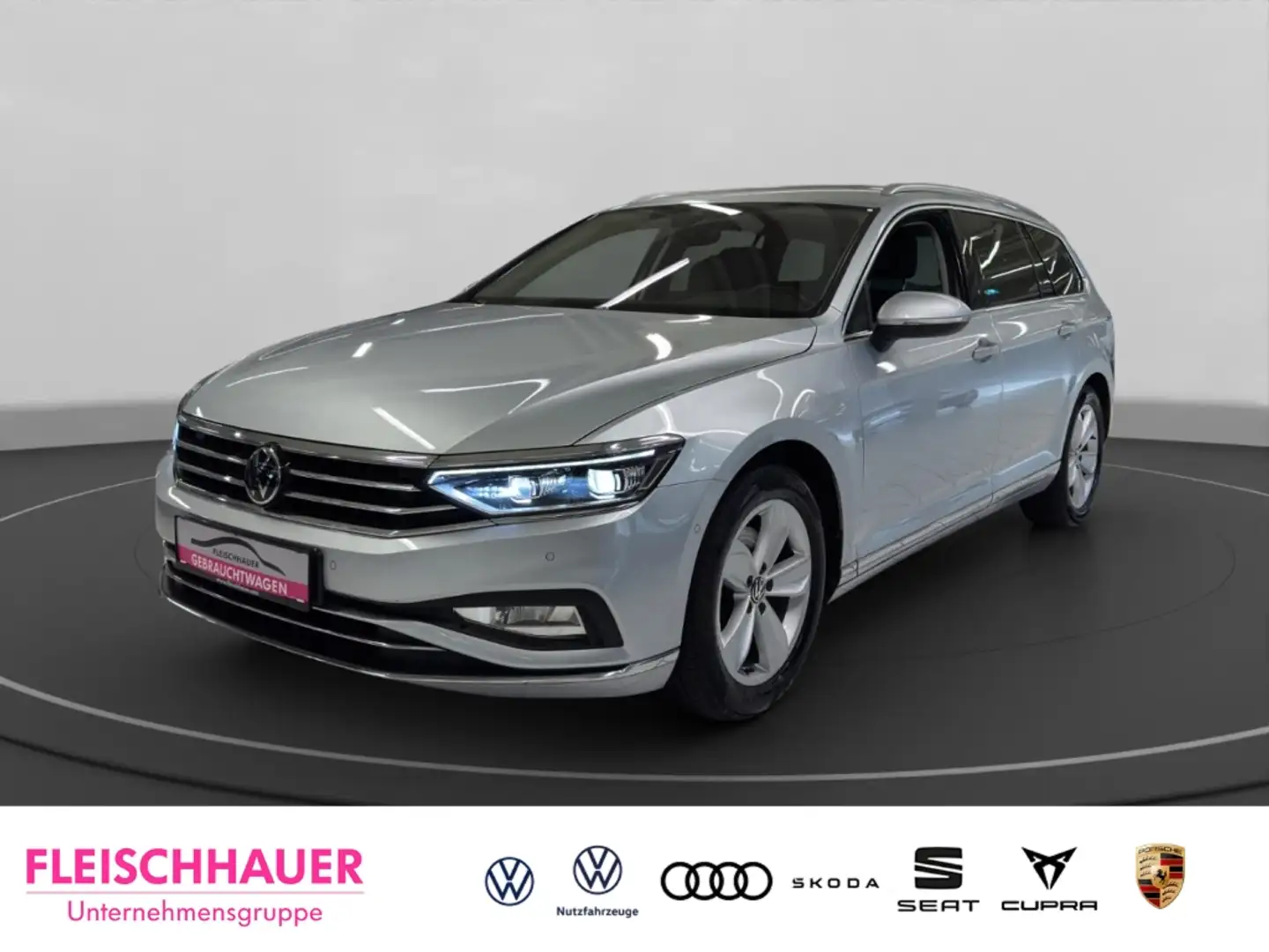 Volkswagen Passat Variant 1.5 TSI Elegance Matrix+Navi+AHK+Kamera Silber - 1