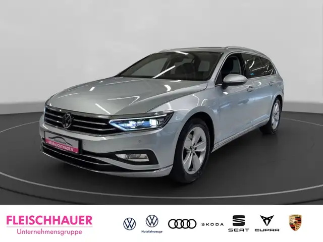 Volkswagen Passat Variant 1.5 TSI Elegance Matrix+Navi+AHK+Kamera