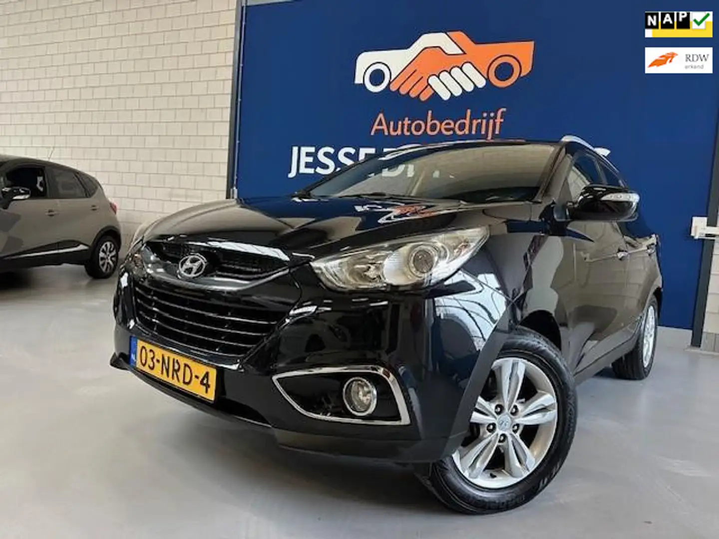 Hyundai iX35 2.0i Style /bj.2010/ kleur: zwart/ NAP met 183400 Nero - 1