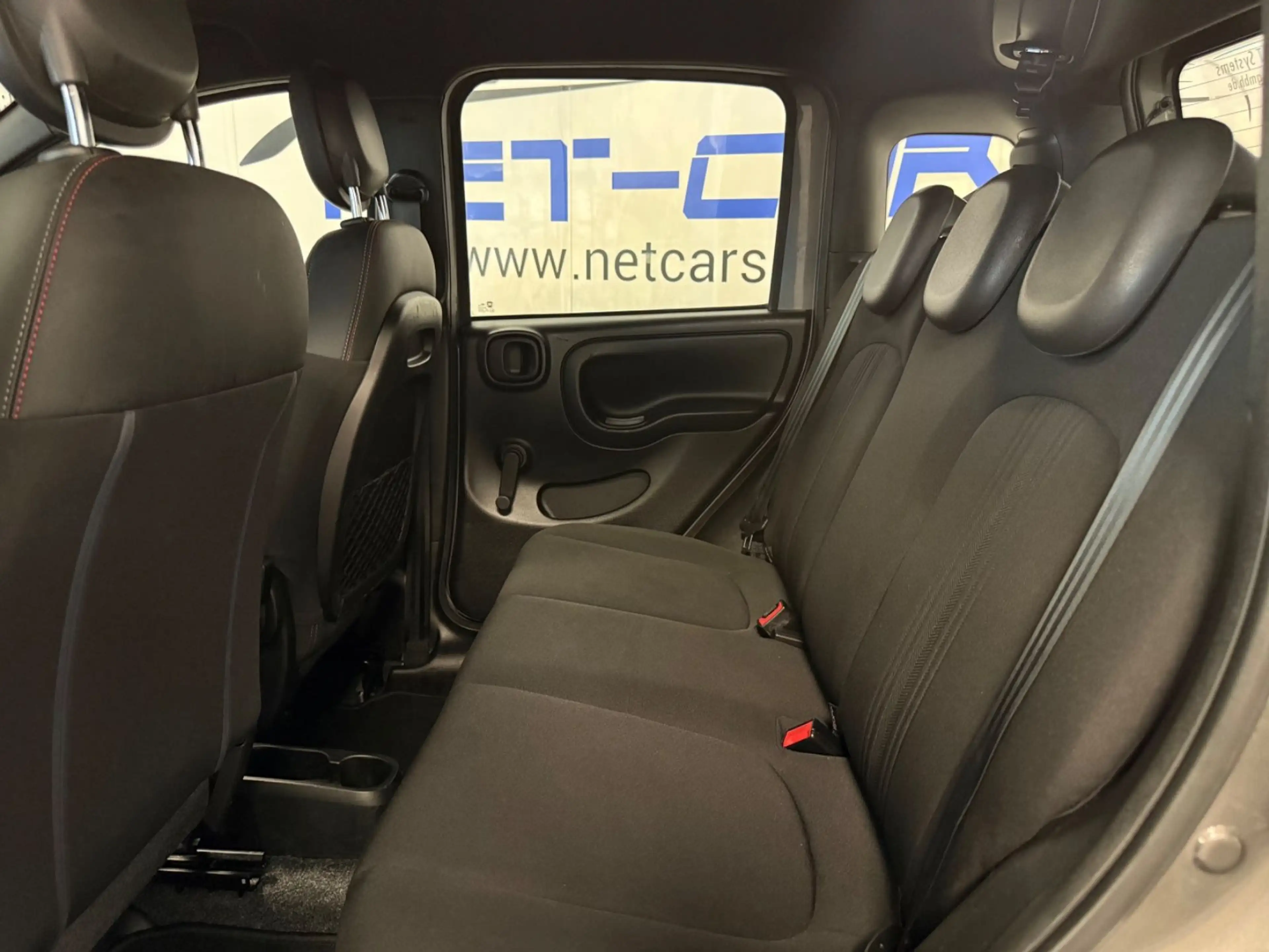 Fiat Panda GSE Hybrid CROSS CITY PLUS TECH CARPLAY — photo 7