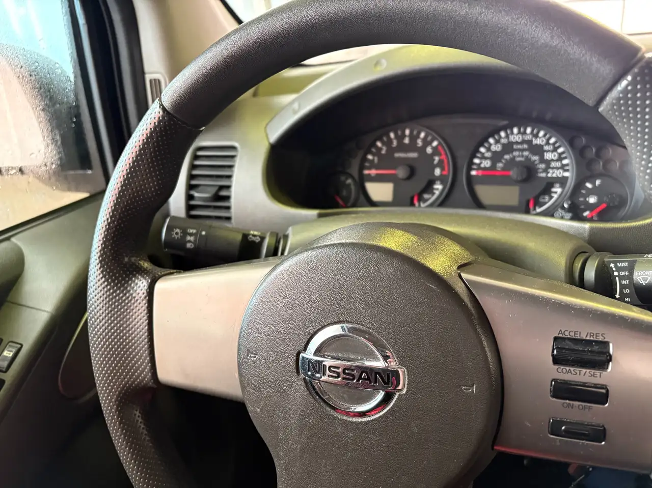 Nissan Frontier снимка Nissan Frontier