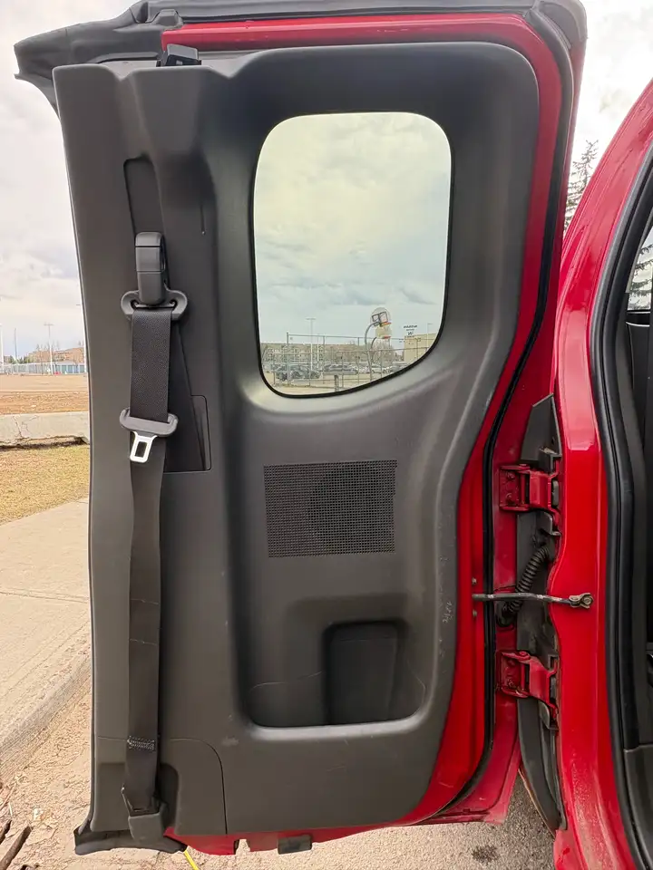 Nissan Frontier снимка Nissan Frontier