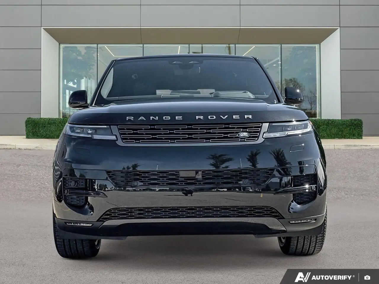 Land Rover Range Rover Sport снимка Land Rover Range Rover Sport