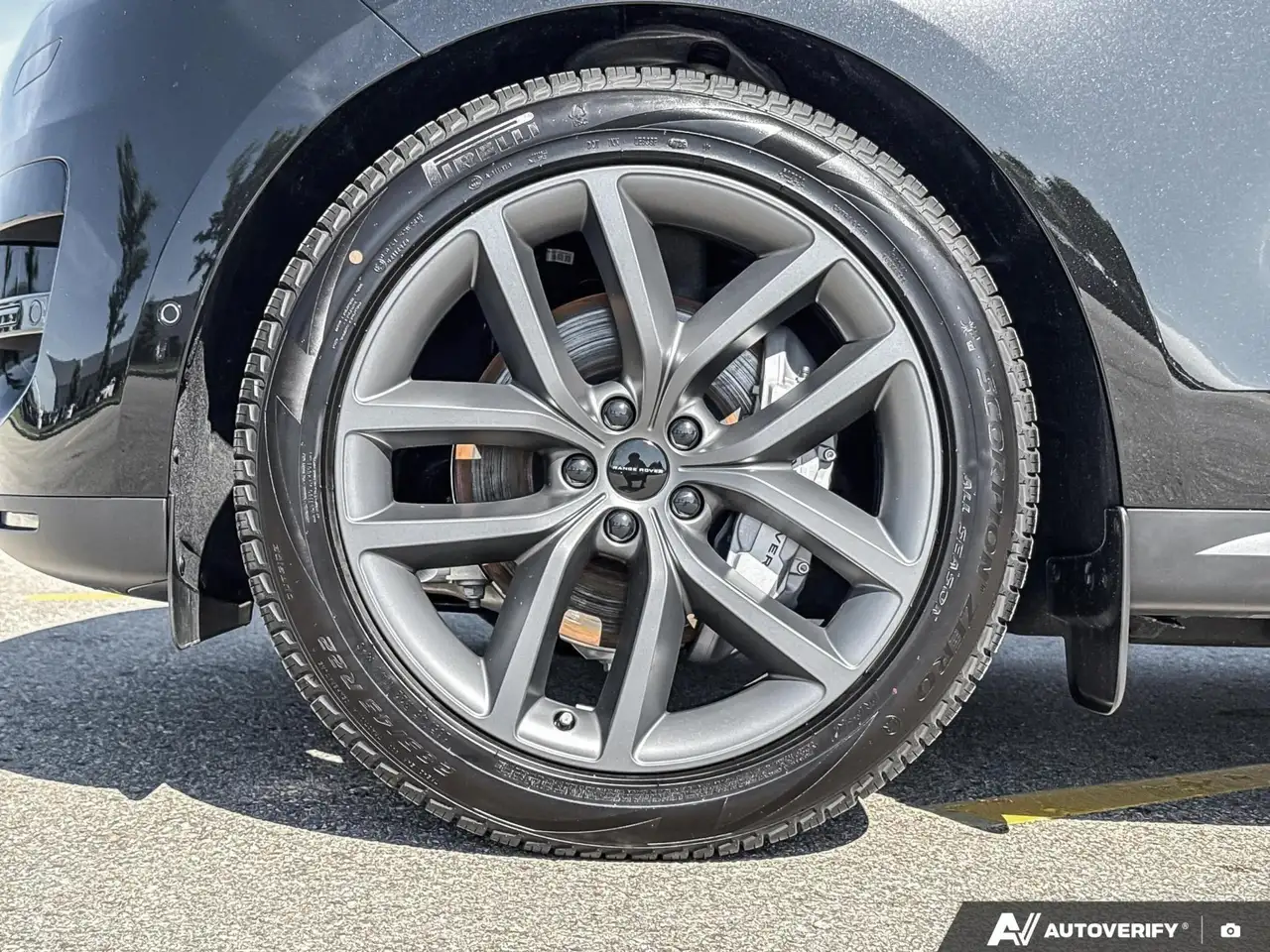 Land Rover Range Rover Sport снимка Land Rover Range Rover Sport