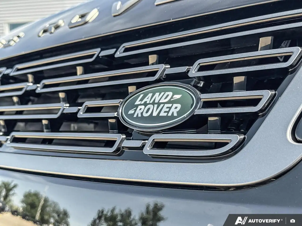 Land Rover Range Rover Sport снимка Land Rover Range Rover Sport