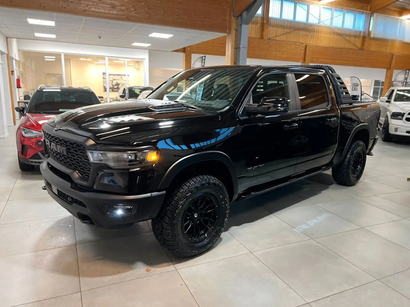 Dodge RAM 1500 Rebel Night Premium 3.0L MY25 RTR Umbau Schwarz - 2