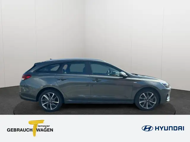 Hyundai I30 view 4