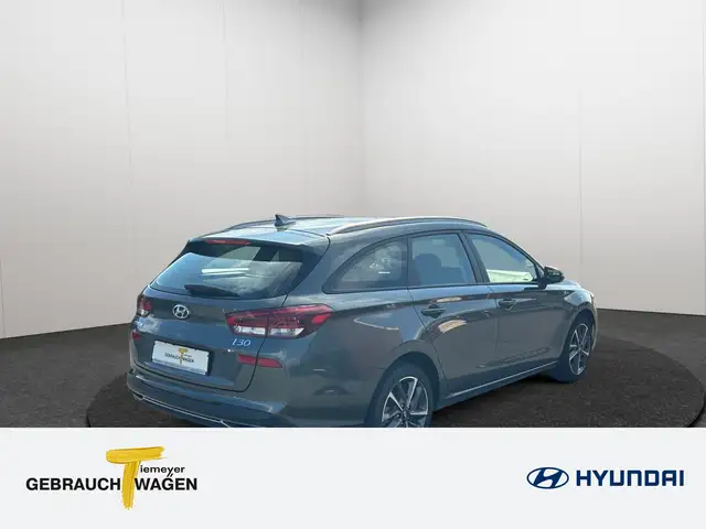 Hyundai I30 view 5