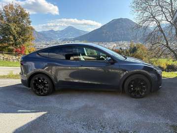 Model Y Long Range AWD 75kWh