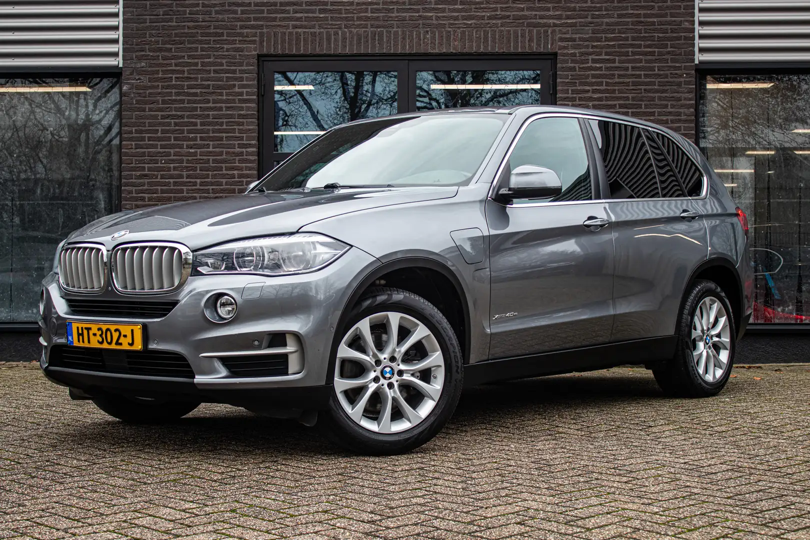BMW X5 F15 xDrive40e High Executive / Leer / Head-Up / Ad Gris - 2