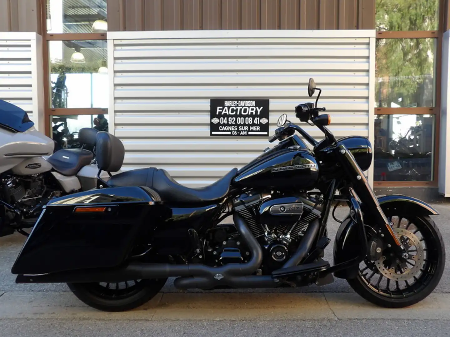 Harley-Davidson Road King Noir - 1