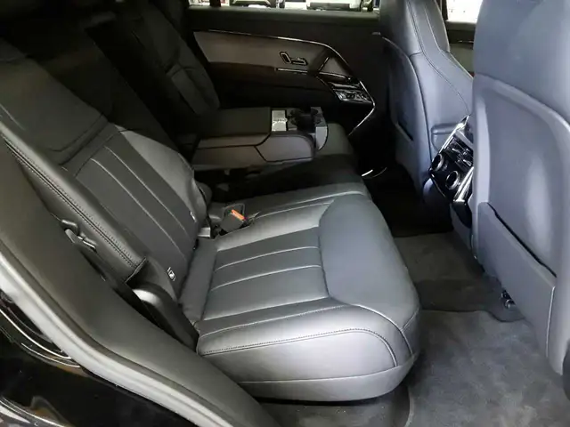 Land Rover Range Rover Sport view 14