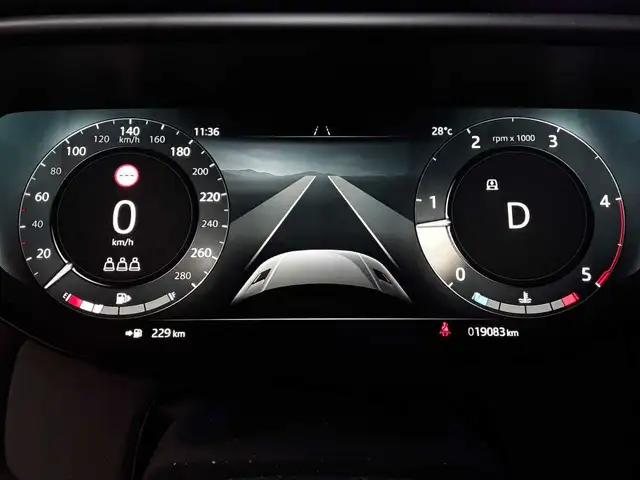 Land Rover Range Rover Sport view 11