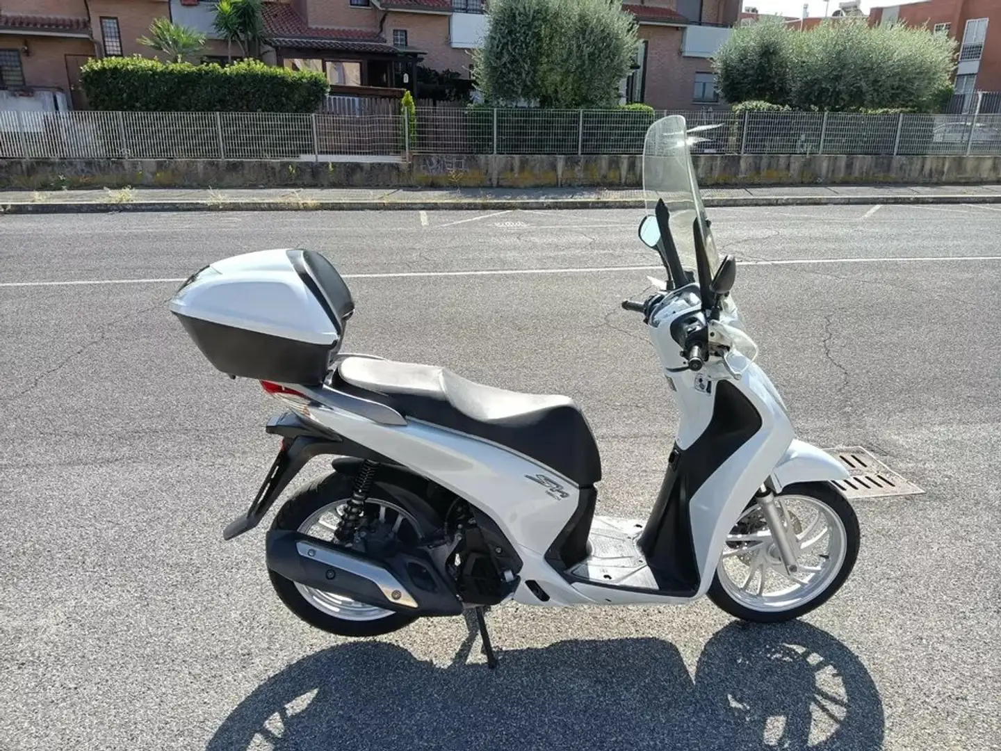 Honda SH 150 Bianco - 2