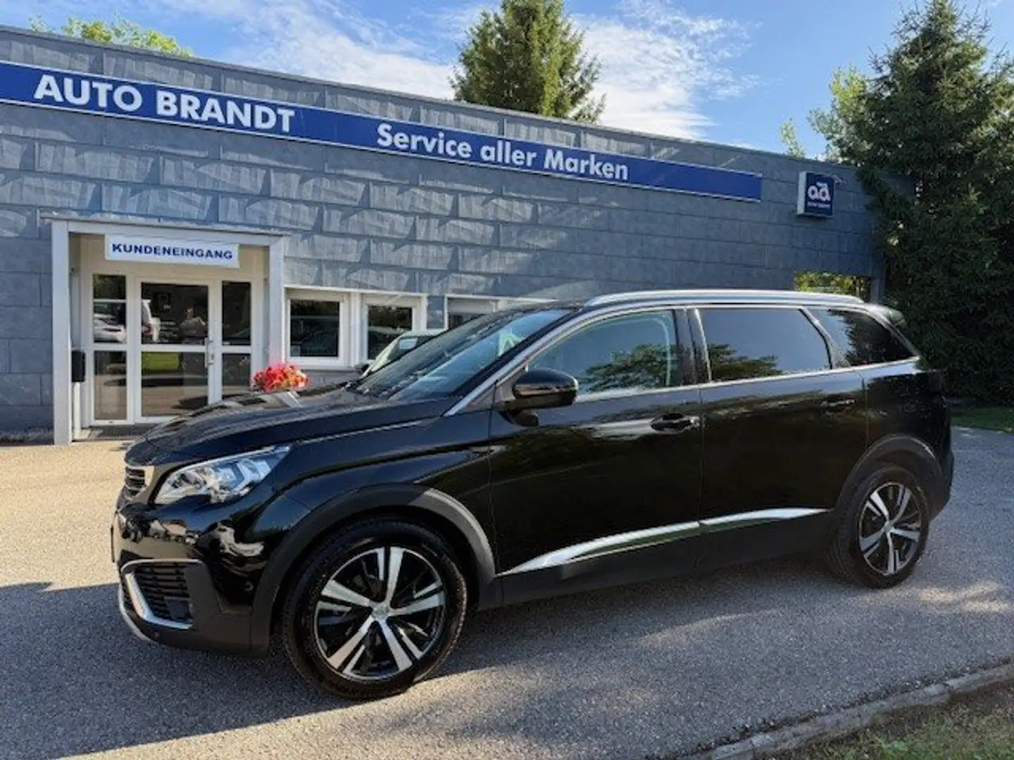 Peugeot 5008 Diesel 1,5 Blue HDI 130 S&S EAT8 Allure Aut. Schwarz - 2