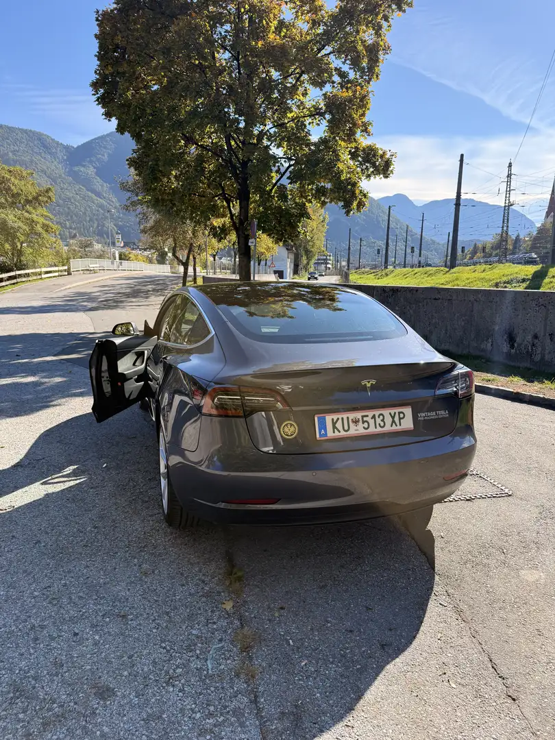 Tesla Model 3 Standard Range RWD Plus 57,5kWh - 2