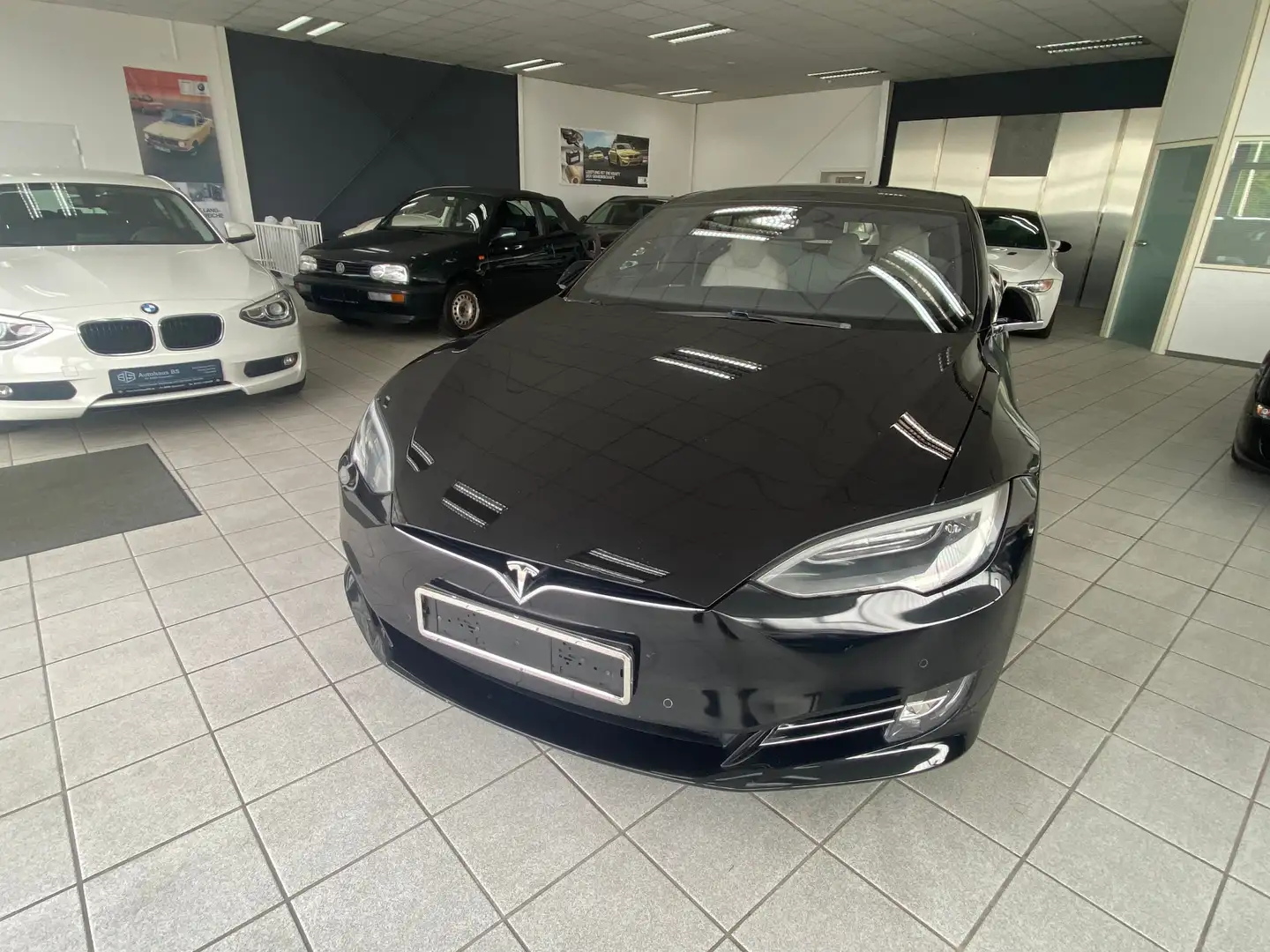 Tesla Model S 90D Allrad Fahrzeuggebundender Free SUPERCHARGER Fekete - 1