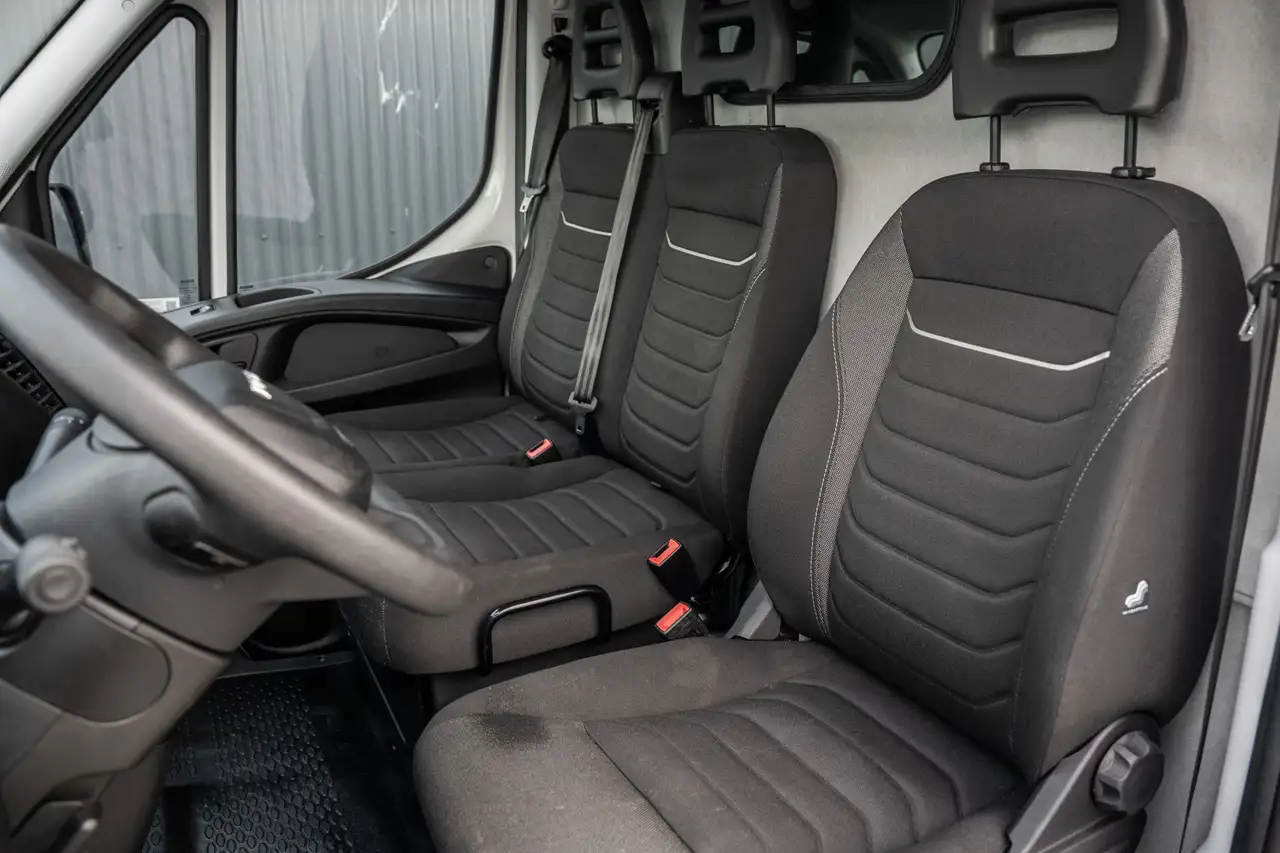 Iveco Daily 2024 — фото 12