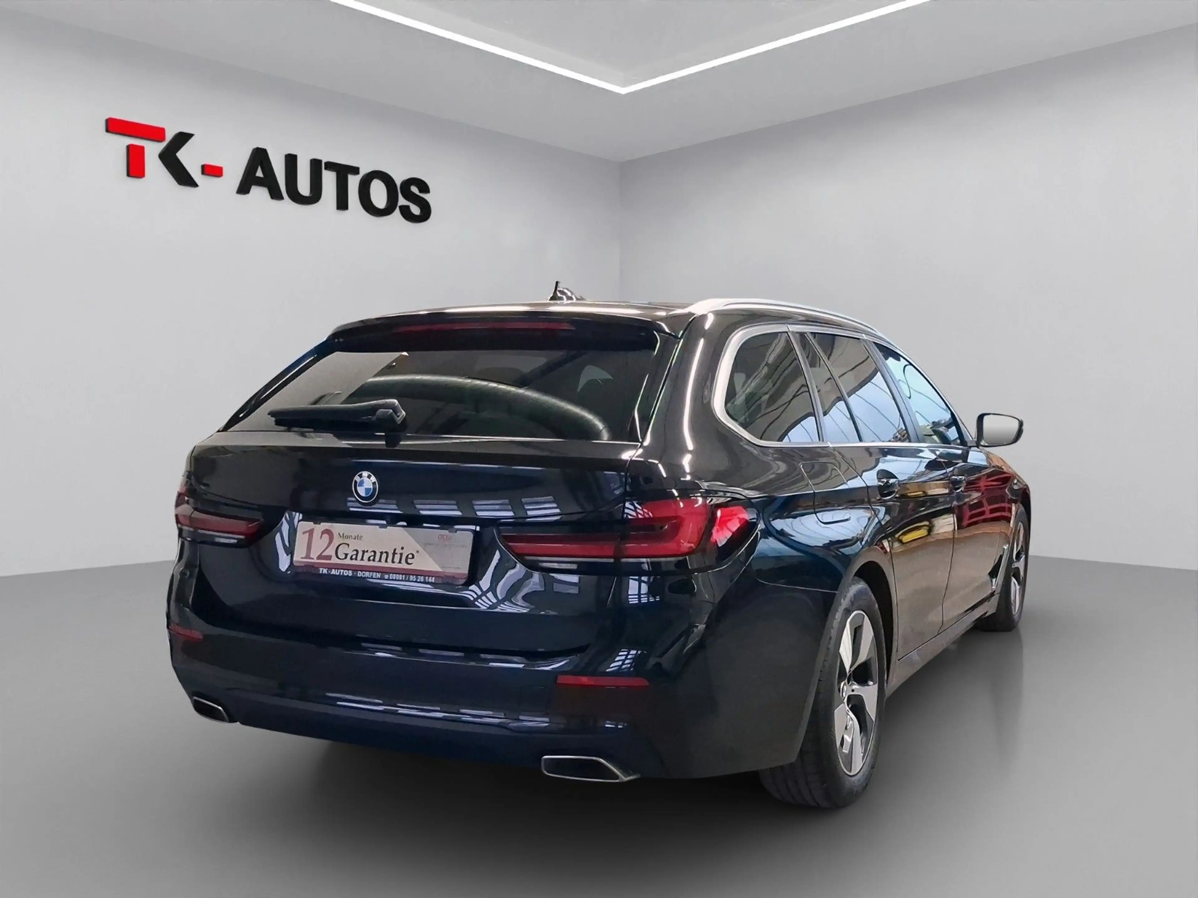 BMW 520 d Touring Aut.,Navi,Leder,LED,ACC,AHK,S-Heft — photo 4