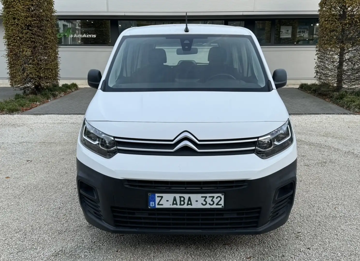 Citroen Berlingo 1.2 essence , 161.000 km , 5places , Euro 6b Wit - 2