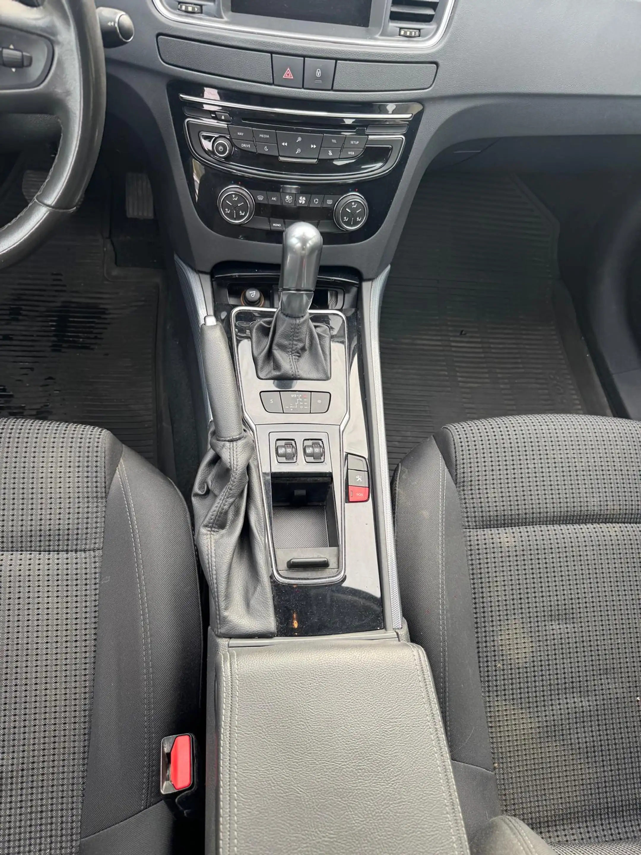 Peugeot 508 Business-Line — photo 15