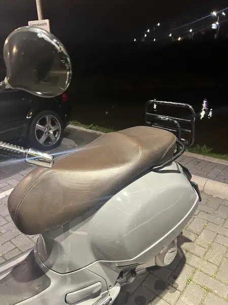 Piaggio GTS 125 - foto 4